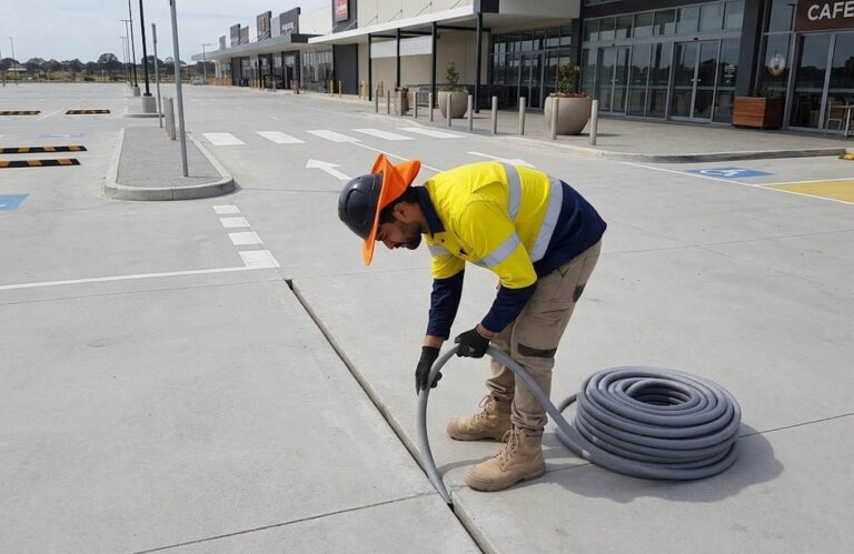 Driveway Joint Sealing Project in Mall